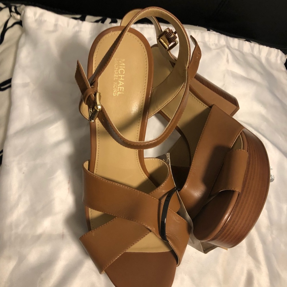 Chunky Heels New 5-1/2” W/ 1-1/2” Platform “‘New”’ - image 3